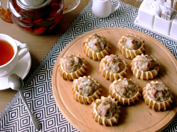 Закажи Перепечки с мясом с бесплатной доставкой по СПб Закажи Перепечки с мясом с бесплатной доставкой по СПб